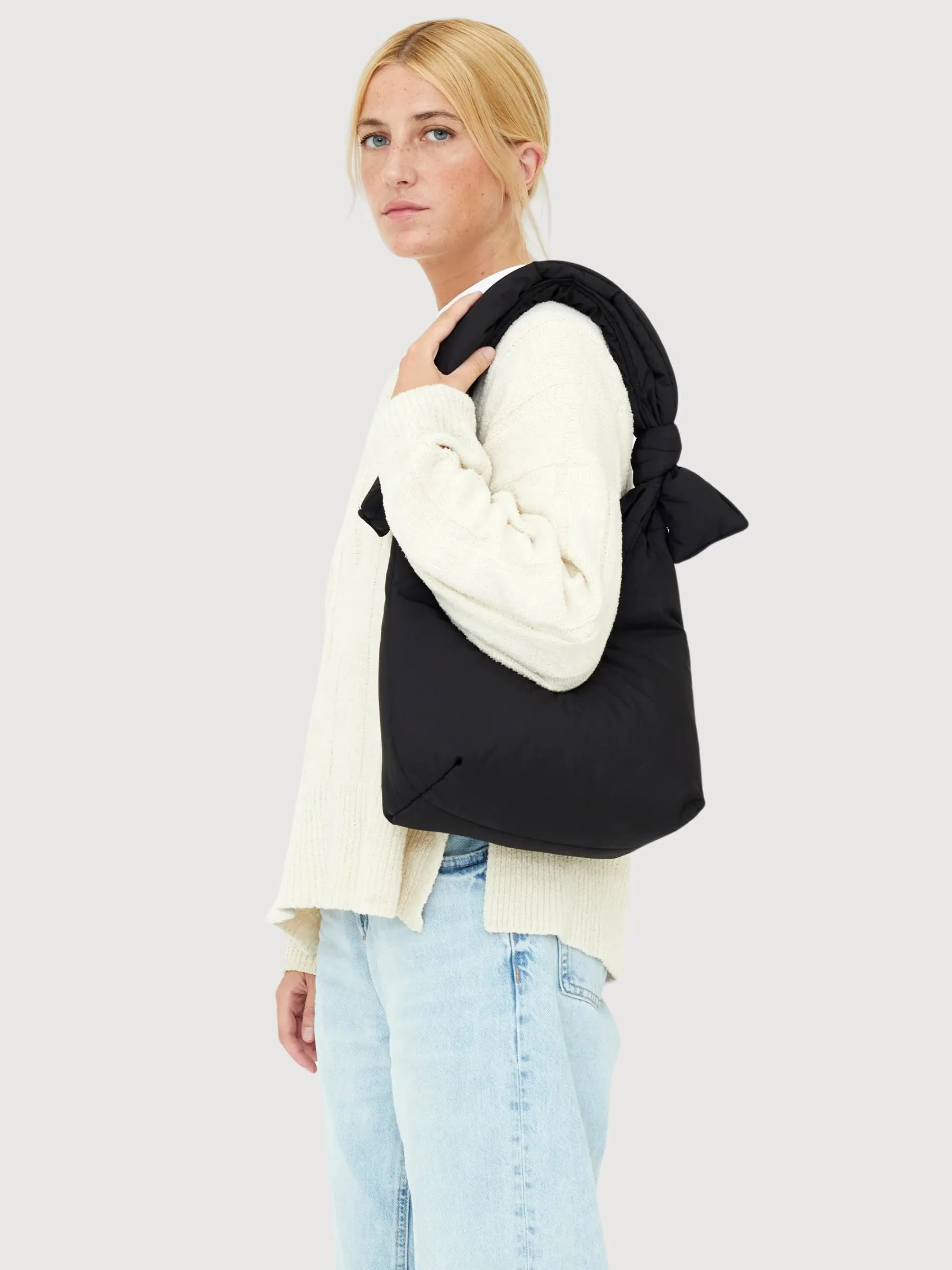 Biwa Micro Puffy Black | Lefrik