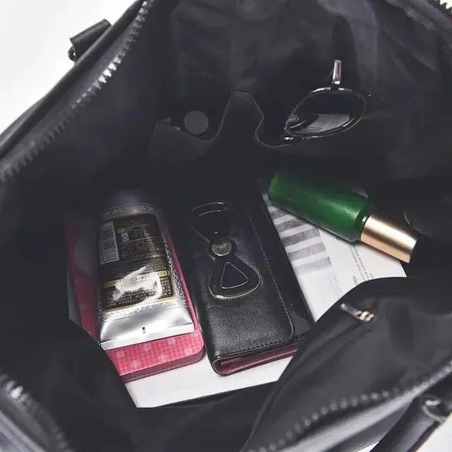 P I N K DURABLE TRAVEL BAG